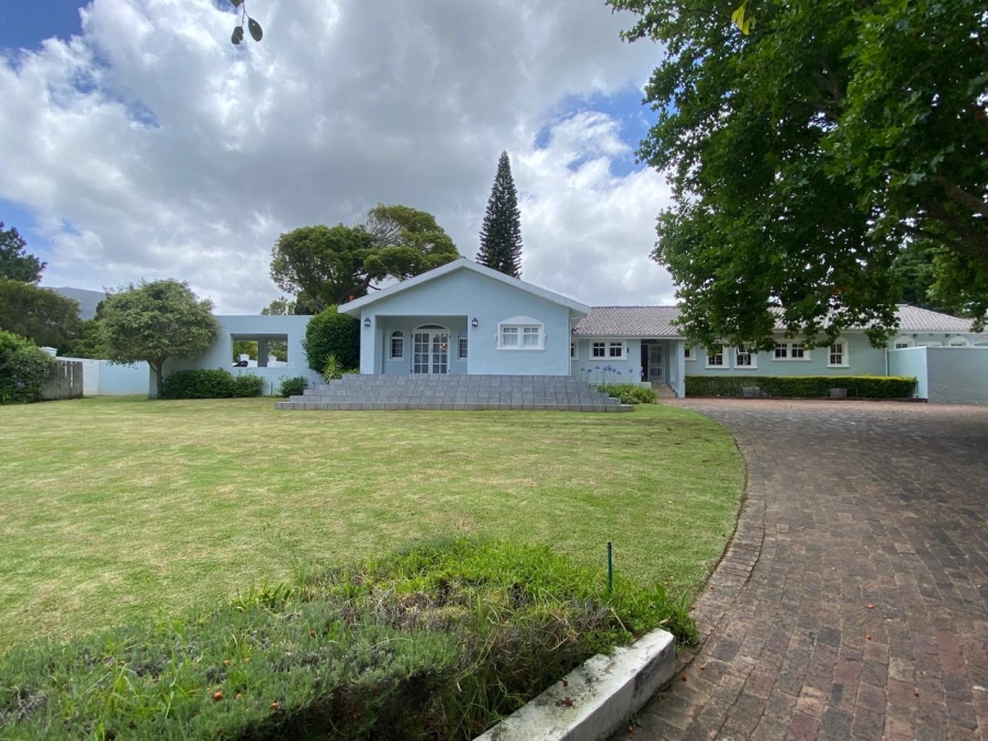 5 Bedroom Property for Sale in Constantia Western Cape